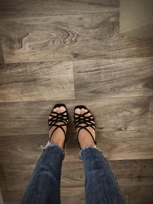 sam edelman凉鞋上脚实拍06_凉鞋_sam edelman怎么样_细带_夏天去哪