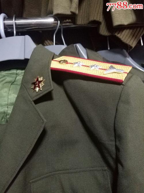 87式陆春秋常服