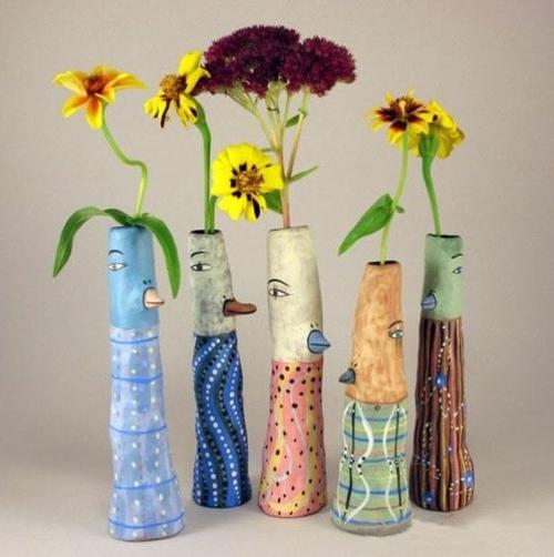 中班美术欣赏教案:好看的瓶子