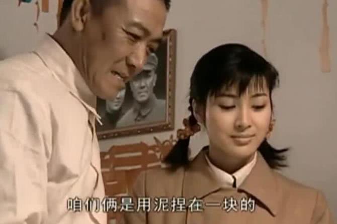 甚至对田雨动起了歪心思,在原著中马天生仔细大量漂亮的田雨,看着田雨