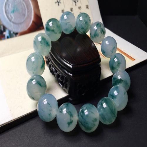 冰种飘花手串翡翠