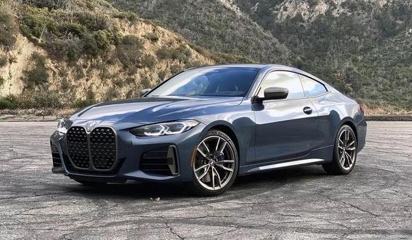 宝马m4百公里油耗多少 宝马m4油耗一公里多少钱(0.9-1