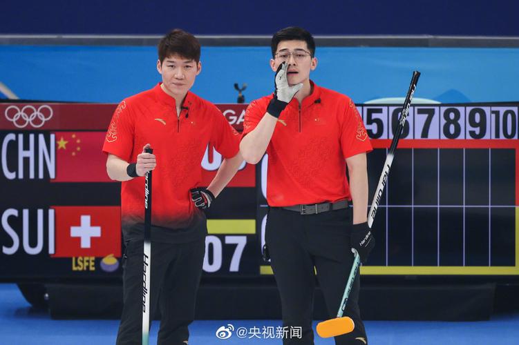curling王智宇 @curling许静韬 @姜东旭dylan 组成的中国队,以6比5的