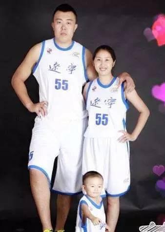 韩德君:将在辽篮退役 不夺冠不举办婚礼