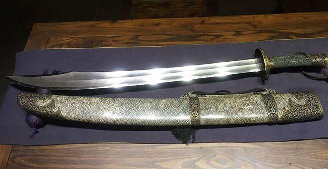 牛尾刀|自炼土钢|铜装|鱼皮鞘|93cm-剑村-胡小军作品-宝剑之家官方