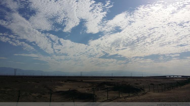 骑车去新疆 第28天,8月20日,哈密——三道岭,86.3公里