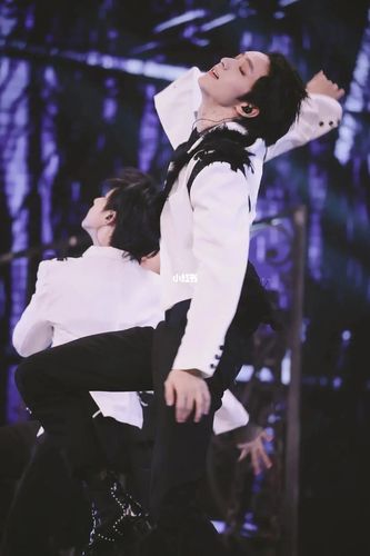 刘耀文新舞台神图_刘耀文_娱乐_明星娱乐资讯