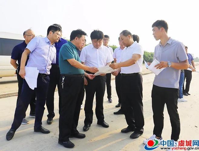 县长白超调研城建工作:7月16日,县长白超,县领导逯德标,王彦峰带领县