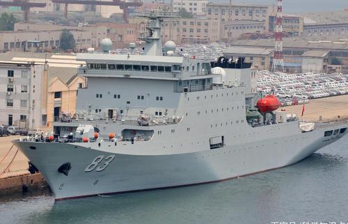 中国海军补给舰稳坐世界第二排水量超37万吨海军能走多远