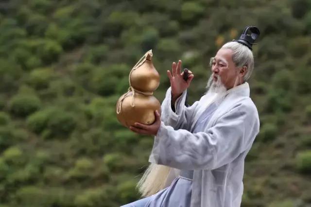 悬壶济世,壶天日月:仙道为什么都随身携带葫芦?