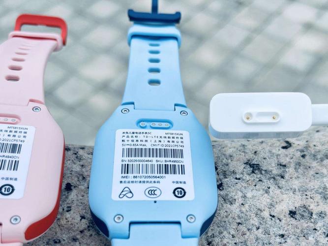 发现小米的性价比还是一如既往地高,这款米兔儿童电话手表5c也不例外