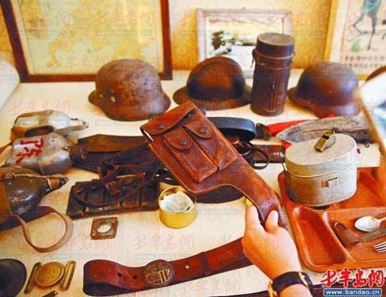 八路军山东部队曾使用的手榴弹弹壳. 李中凯收藏的枪匣等抗战实物.