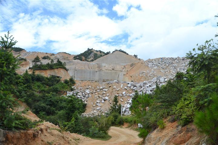 矿山原材料开采-江西哪里有石材矿山
