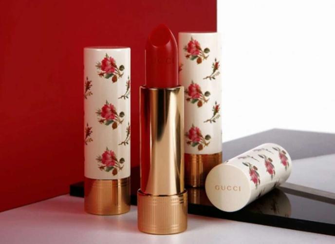 美妆鉴定gucci小碎花口红真假鉴别你的心爱的gucci碎花口红是正品吗