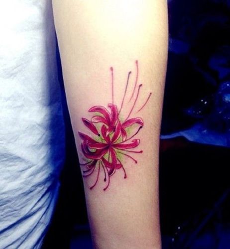 男生手臂彼岸花纹身图案时尚个性