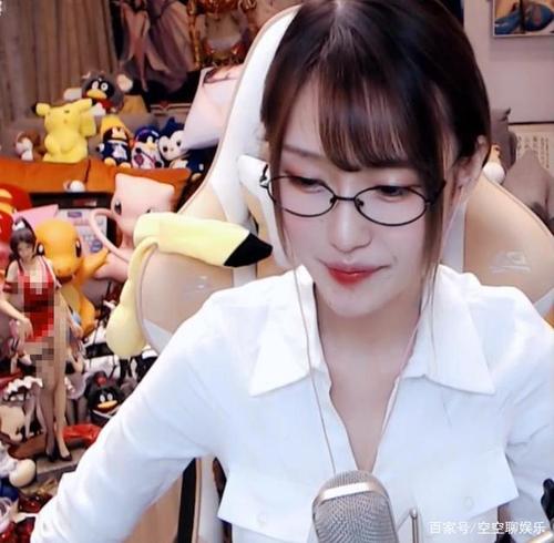 白衬衣腐团儿美到爆炸!紧致造型看呆水友,比cos香多了