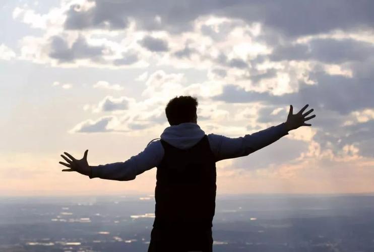 可以迷茫,但不能绝望