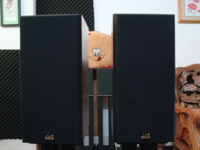 英国atc音箱scm10999成新带原包装送哈曼卡顿黑钛镆超高音一对