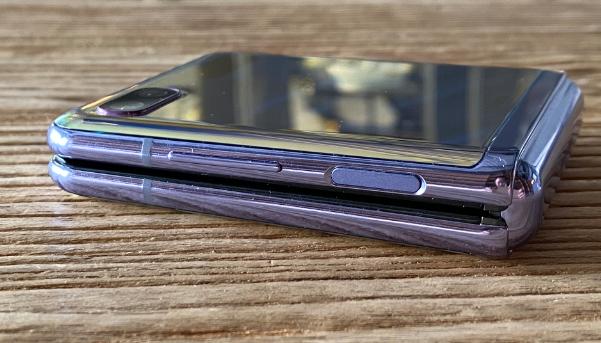 三星z flip,折叠手机,三星手机,折叠屏,三星