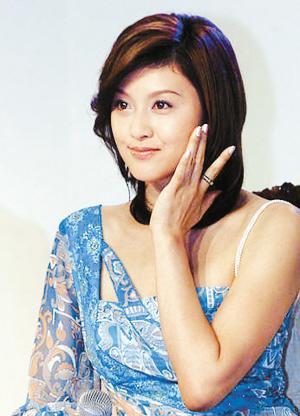 藤原纪香为美容养颜 将自己"活埋"米糠中 - 明星 - 正年轻网