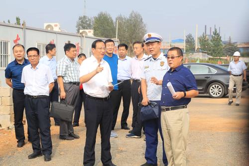 峄城区委副书记,区长张熙滨带队检查指导峨山化工园区