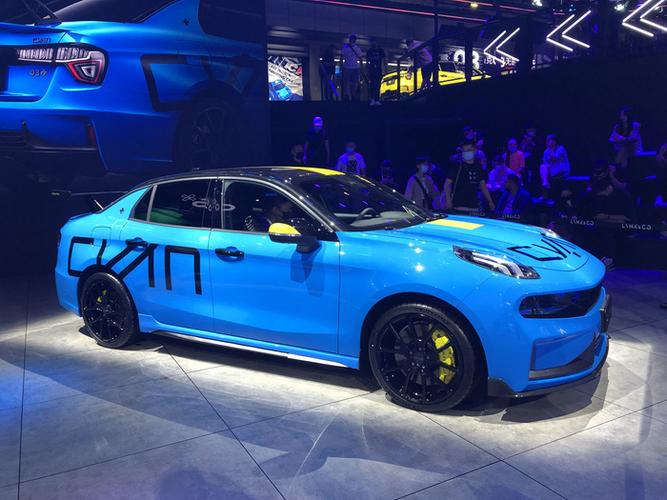 硬刚高尔夫gti,领克03 cyan定制版上市售23.68万起