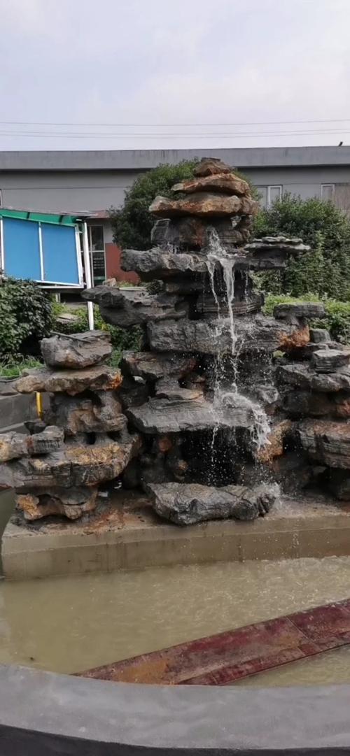乡村生活灵璧石精致小假山赏心悦目