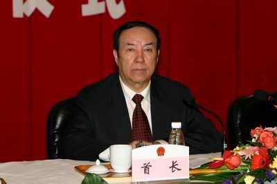 全国人大常委会副委员长司马义·艾买提出席开班仪式