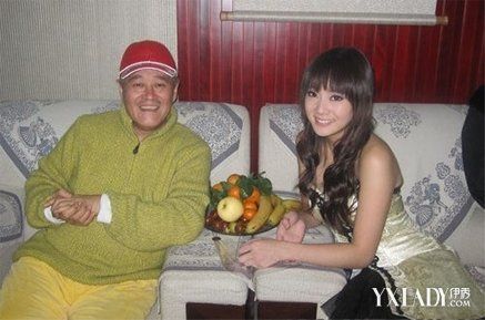 赵本山玩过的女徒弟图