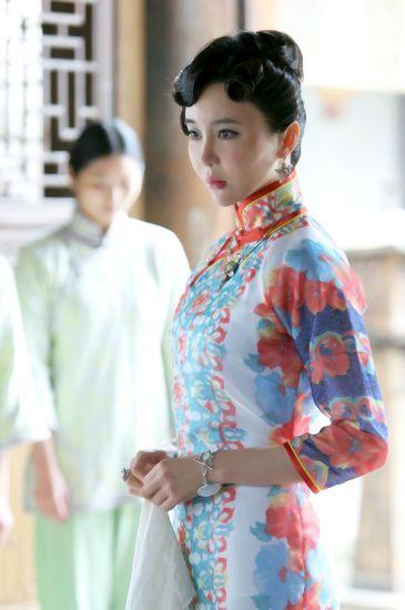 爱情悠悠孙雅饰碧荷在爱与被爱中挣扎