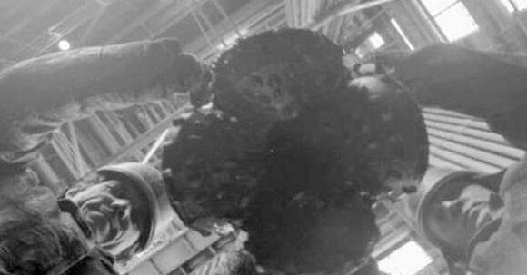 俄罗斯地狱之门的惨叫是真吗前苏联地狱之门录音视频曝光