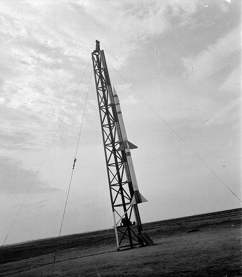 "东方-1号"探空火箭发射场照片