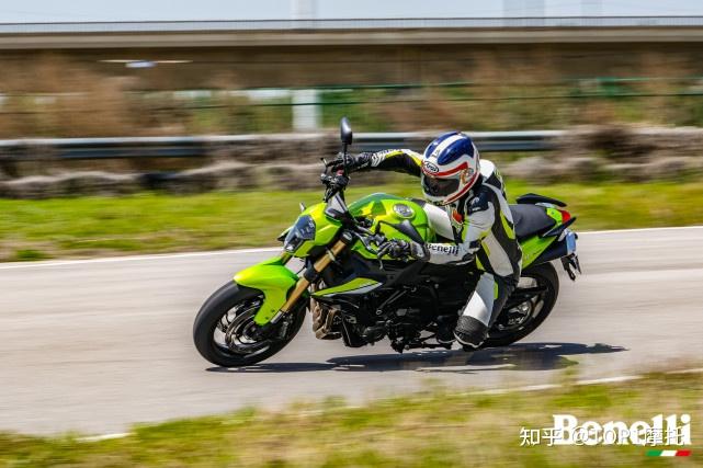 贝纳利tornado302上市售价298万新款黄龙600上市468万起