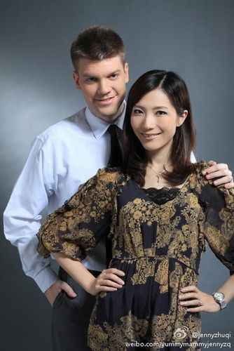 jennyzhuqi: 今天七夕,虽然我们都有家室有儿女,但是还是要祝潘吉节日