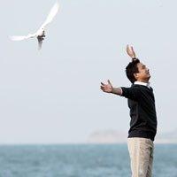 中年人头像男士风景图【点击鼠标右键下载】