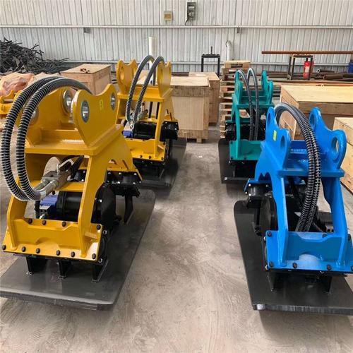 挖掘机液压夯价格 中型强夯机 挖机平板震动夯批发