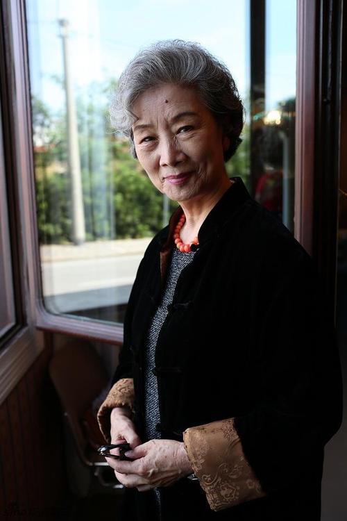 吕中和严敏求像不像姐妹俩