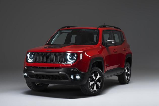 新车型将继续采用jeep家族标志性的七孔柱状前进气格栅和圆形led大灯.