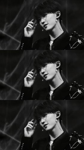 马嘉祺《血爱》舞台壁纸