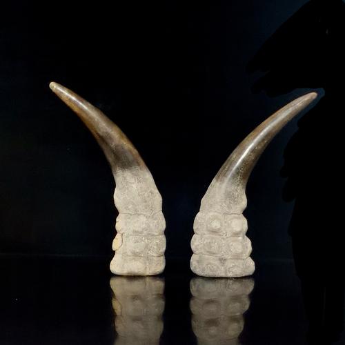 佚名 射天角摆件一对