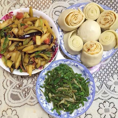蒸馍馍炒菜