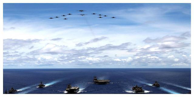 事情越闹越大美国罕见出动海陆空三军90艘舰艇400架战机待命