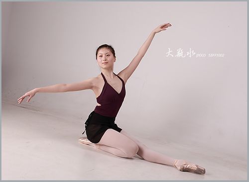 芭蕾演员--小赤