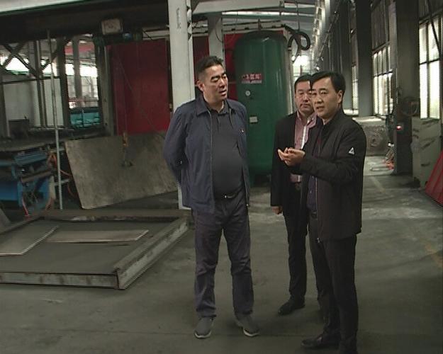 夏邑县长刘海鹰深入一线暗访督查脱贫攻坚工作