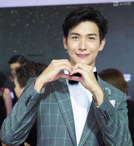 泰国超级巨星普提查.克瑟辛