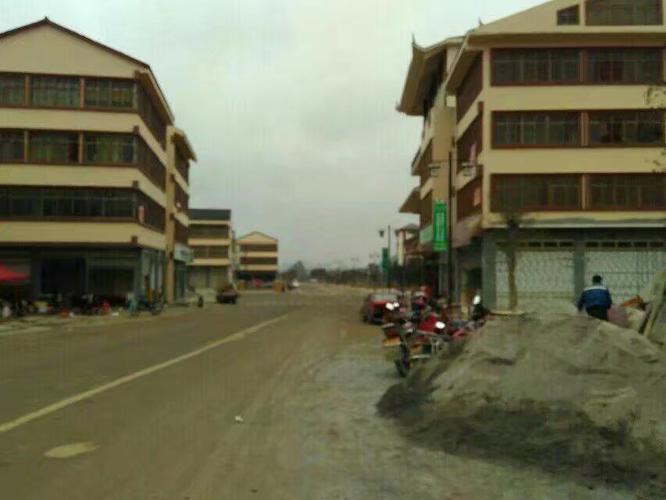 者相三岔河 者相镇目前拥有两处4a级景区,分别是三岔河,双乳峰.
