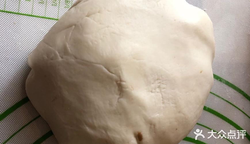 白面团面粉鸡蛋奶粉红面团红糖面粉油