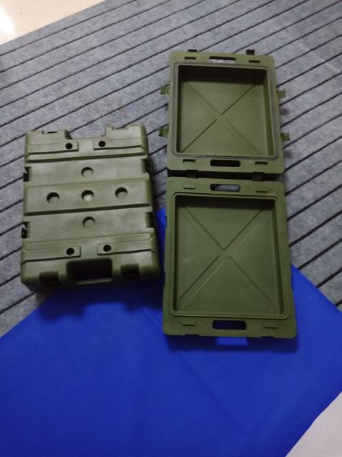 塑料容器有限公司 滚塑厂家专业生产95式军用防护子弹箱弹药箱体能