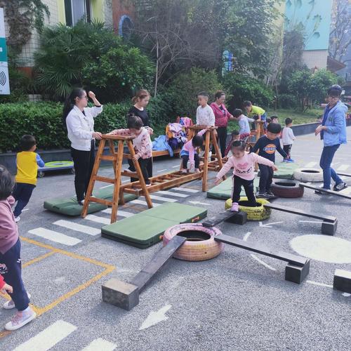 "生态体验课程"之体能大循环——记曙光幼儿园学习第三天