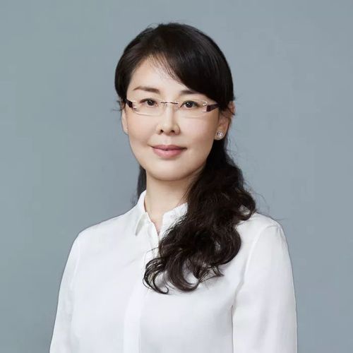 a:我常对员工讲"我们不焦虑未来,我们就是未来".